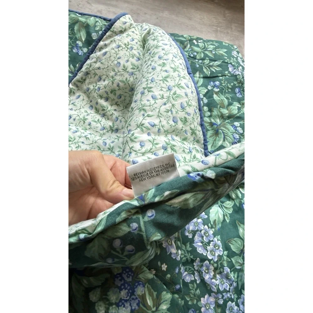 Laura Ashley vtg laura